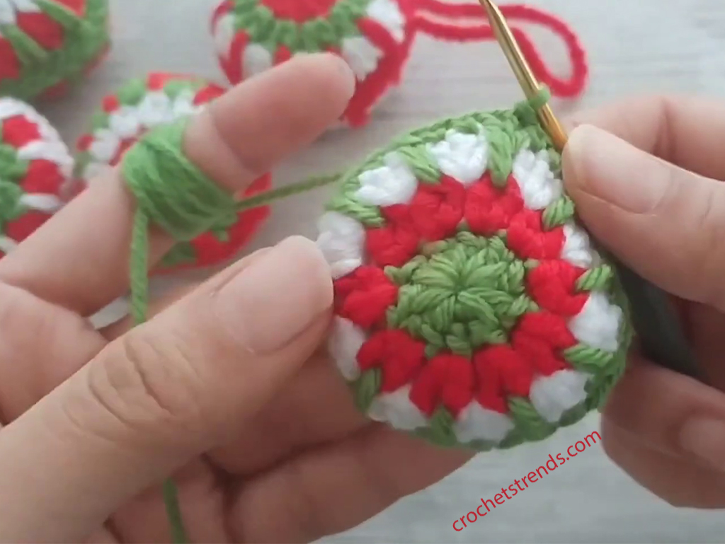 Create Your Own Crochet Christmas Ornaments Balls A Fun DIY