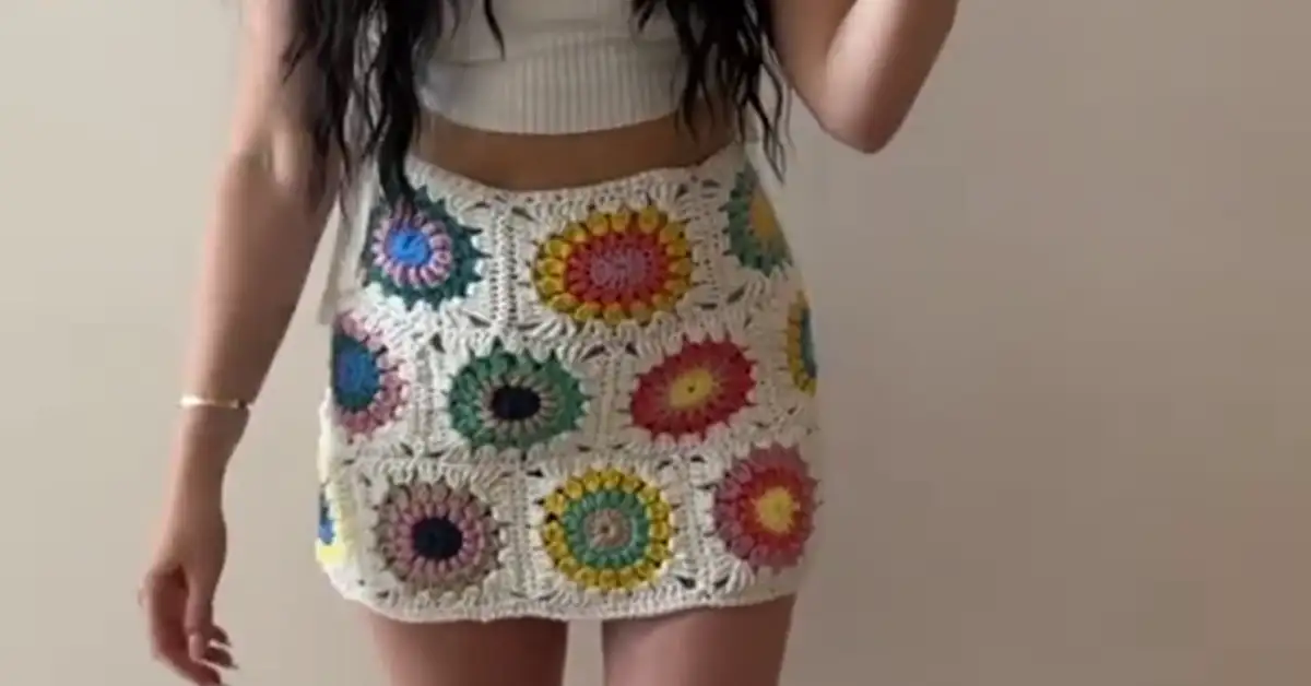 Close-up of a colorful granny square, showcasing the puff stitch and double crochet puff stitch.