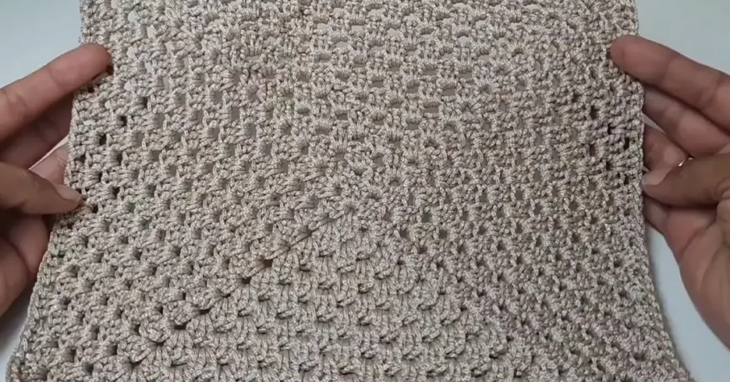 Diagram showing the basic crochet stitches used in the macrame bag pattern: chain, single crochet, and double crochet.