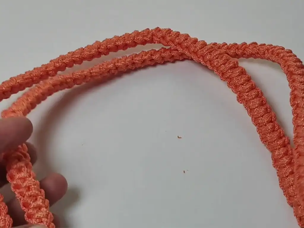 The handles add both functionality and style! We've opted for sturdy, twisted cord handles for a cohesive look.