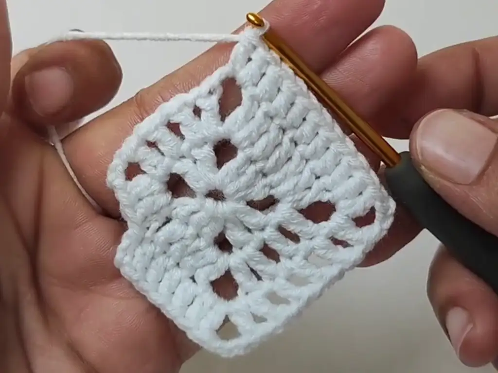 This easy pattern creates a light and airy design with beautiful texture.