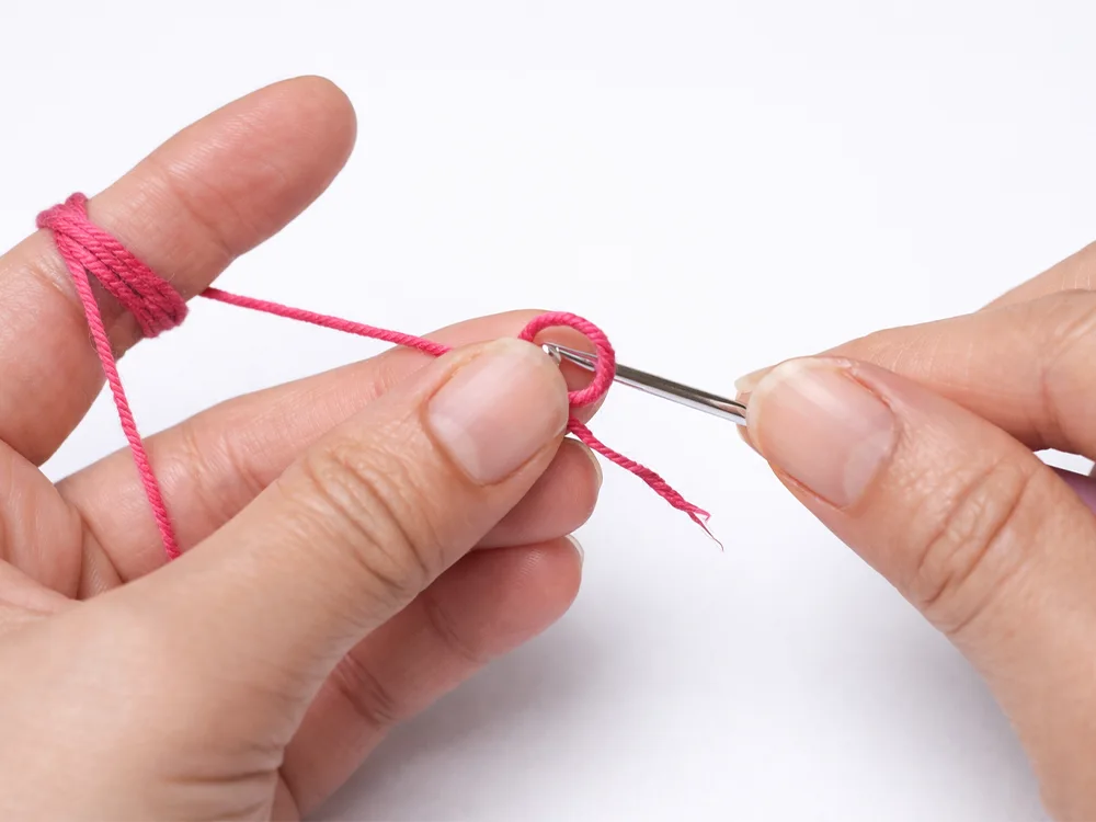 crochet heart keychain magic ring step for beginners